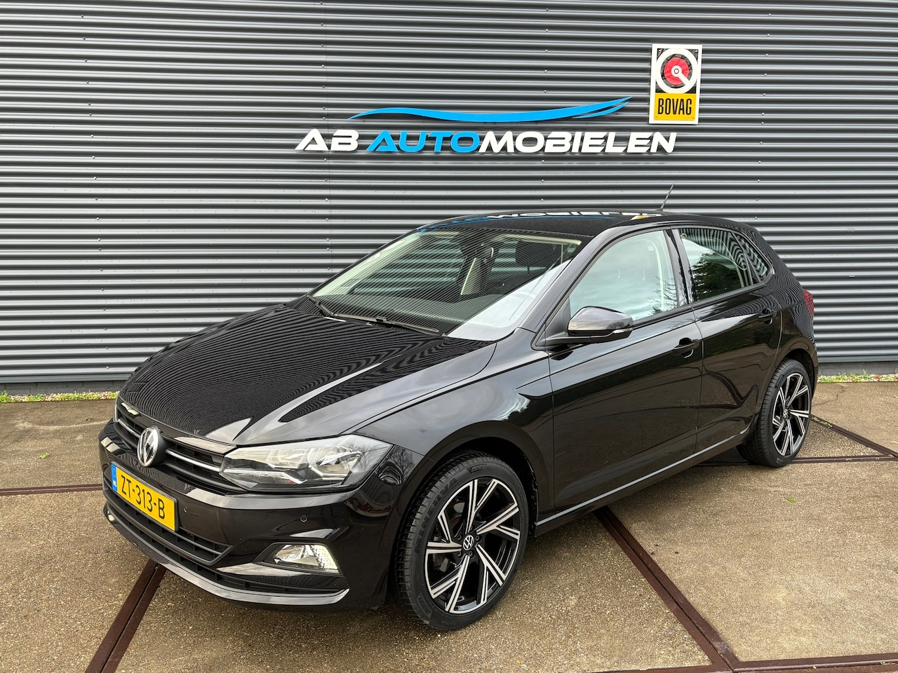 Volkswagen Polo - 1.0 TSI Comfortline AUTOMAAT/ PDC/ APPLE CARPLAY - AutoWereld.nl