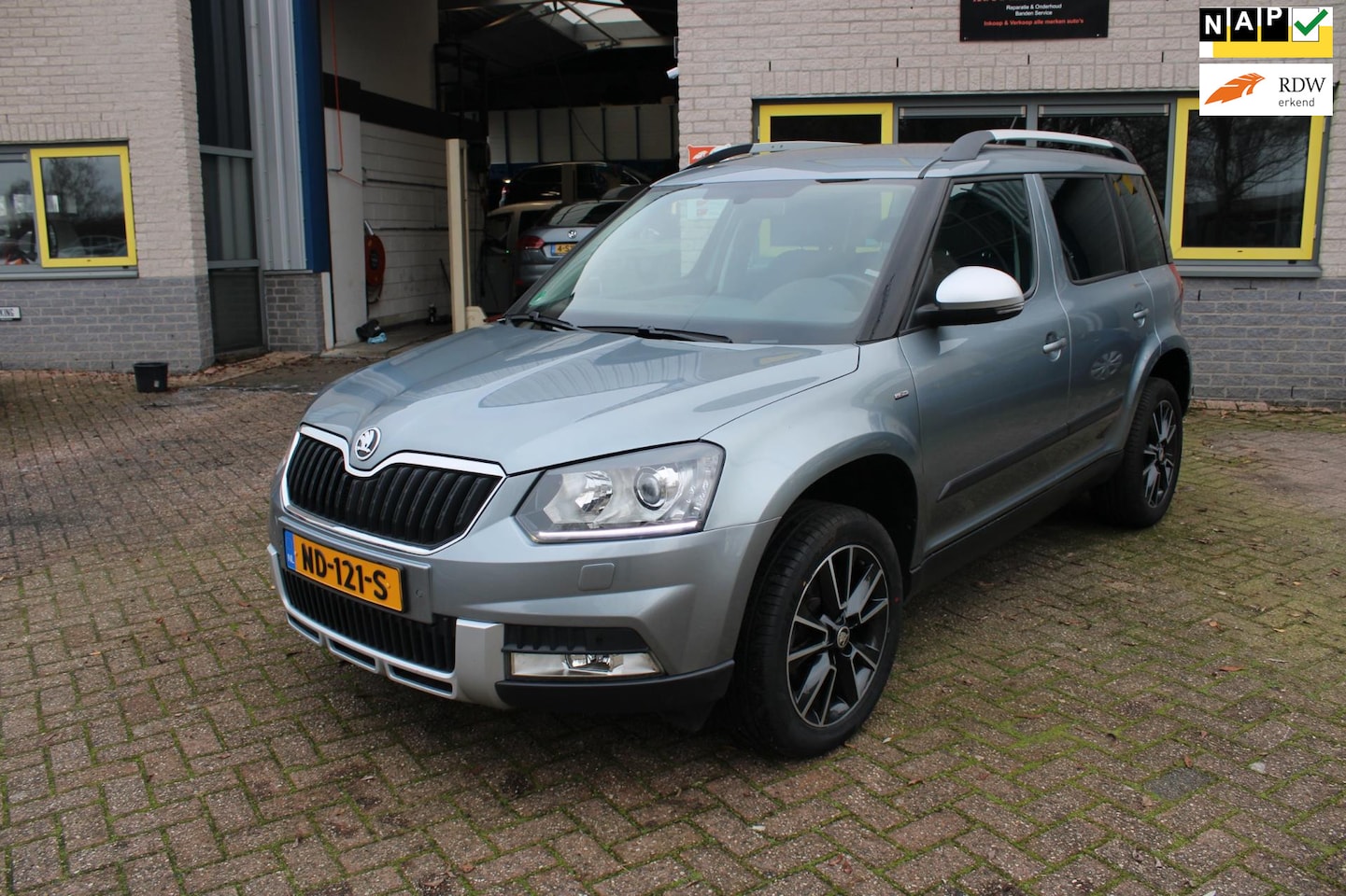 Skoda Yeti Outdoor - 1.2 TSI Greentech Drive JOY Automaat - AutoWereld.nl