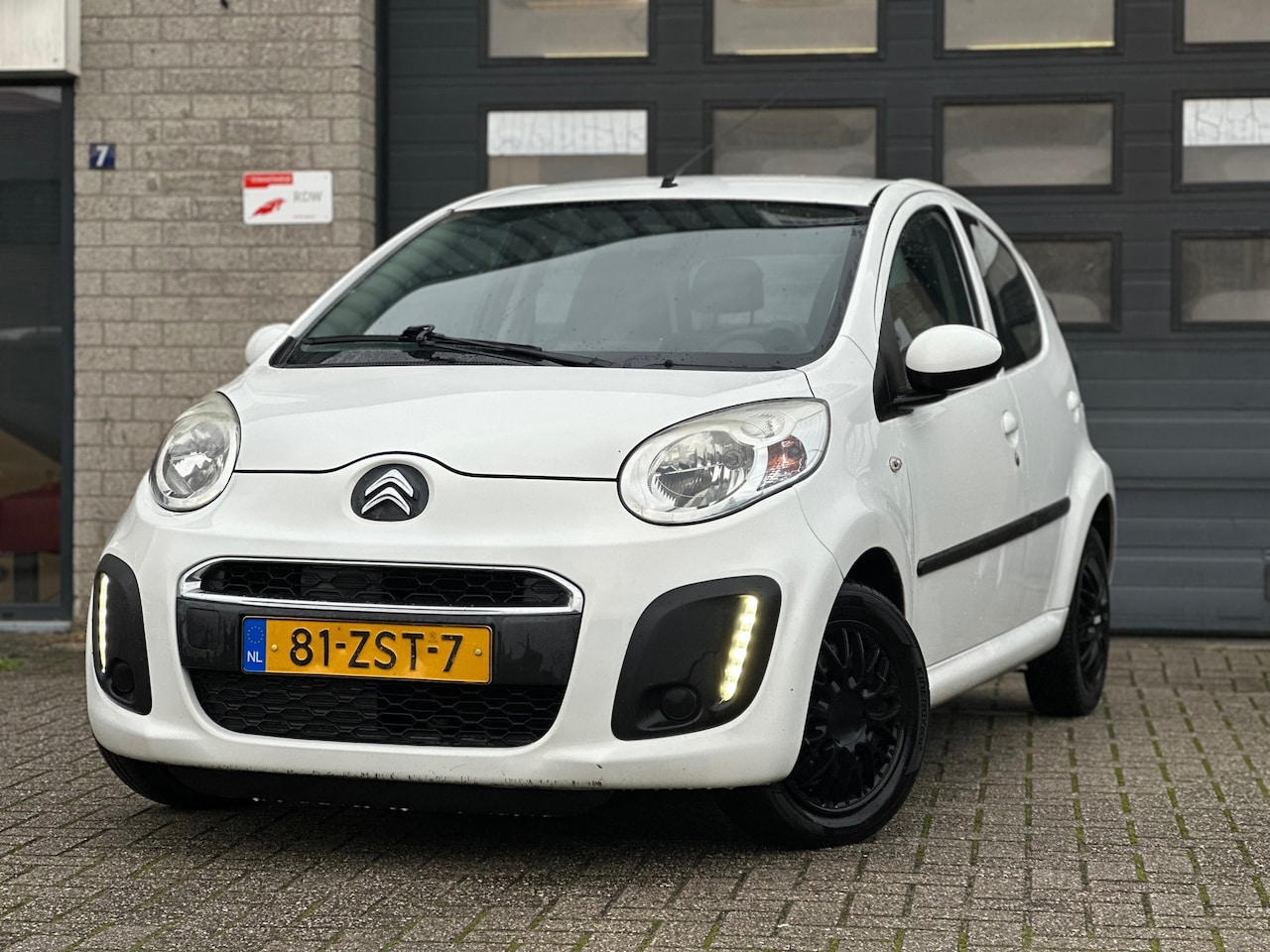 Citroën C1 - 1.0 Tendance / Carplay / Airco / Led / JBL Speakers / Facelift / NAP - AutoWereld.nl