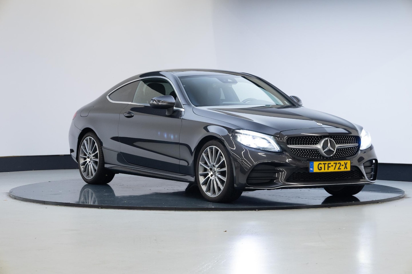 Mercedes-Benz C-klasse Coupé - 200 Premium Pack | AMG | 19 Inch | Schuifdak | Burmester | - AutoWereld.nl