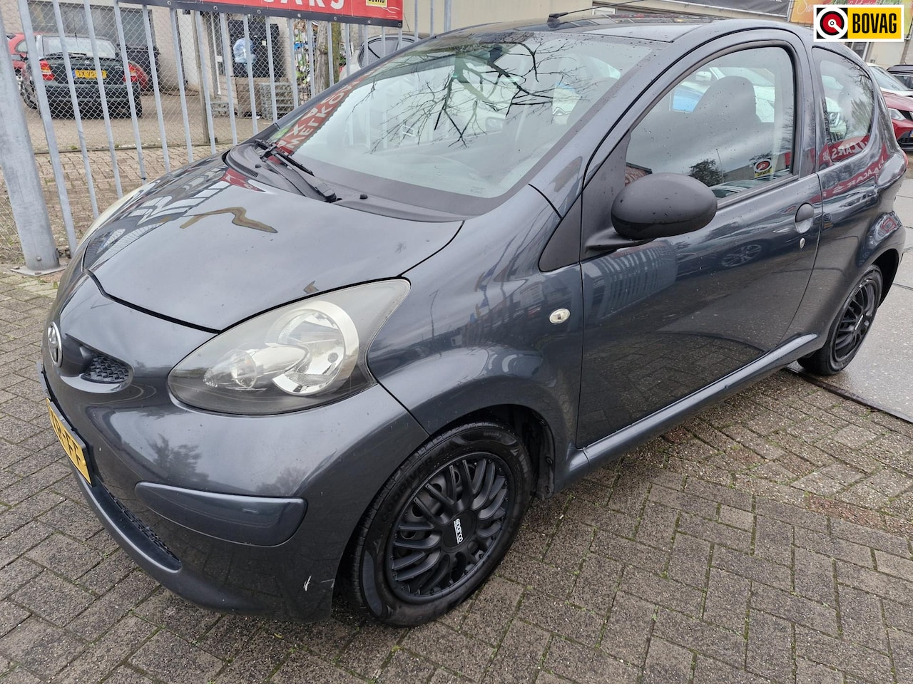 Toyota Aygo - 1.0-12V NIEUWE APK ! RIJD PERFECT ! - AutoWereld.nl