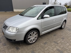 Volkswagen Touran - 2.0 TDI Business StandKachel Automaat 7 persoons