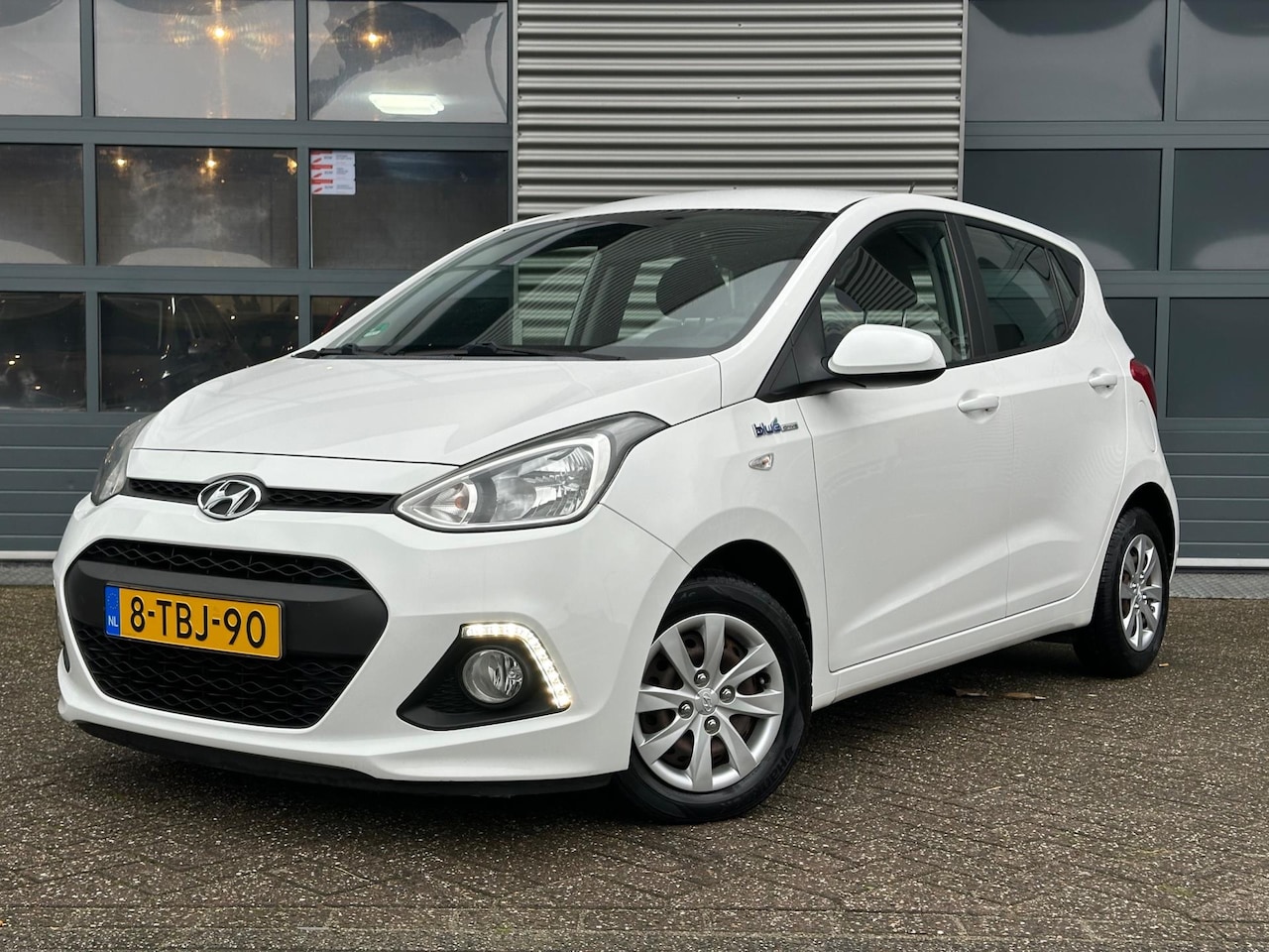 Hyundai i10 - 1.0i i-Motion Comfort Plus | Airco | Nieuwe APK | NAP - AutoWereld.nl