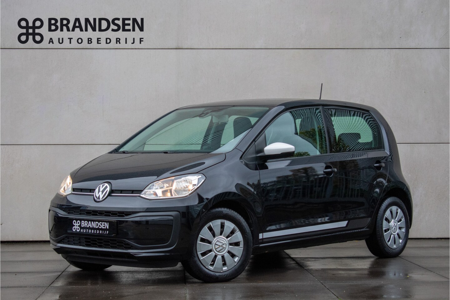 Volkswagen Up! - 1.0 BMT move up! DAB-Metalic-5 drs-Airco-Elektrische ramen-Centraal - AutoWereld.nl