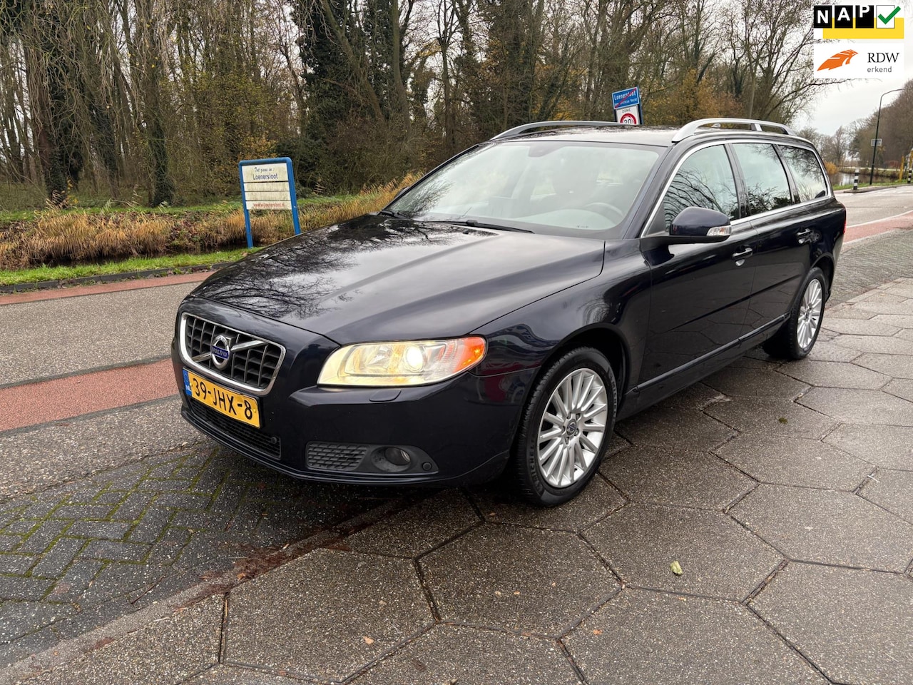 Volvo V70 - 2.5T Summum 2.5T Summum - AutoWereld.nl