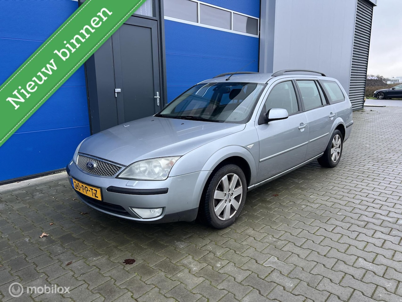 Ford Mondeo Wagon - 1.8-16V Futura 1.8-16V Futura - AutoWereld.nl