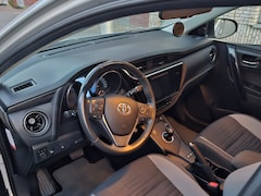 Toyota Auris Touring Sports - 1.8 Hybrid Dynamic