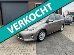 Toyota Auris Touring Sports - 1.8 Hybrid Pano-Dak Navi Trekhaak