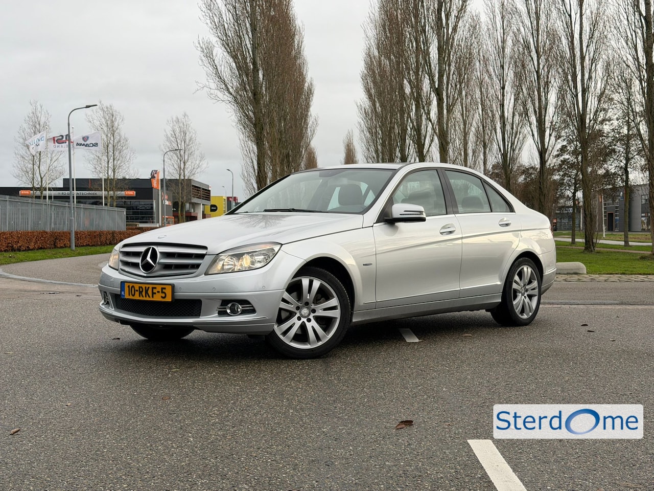 Mercedes-Benz C-klasse - 180 CGI BlueEFFICIENCY Business Class Avantgarde l Trekhaak l 1e Eigenaar l Tempomaat l Ai - AutoWereld.nl