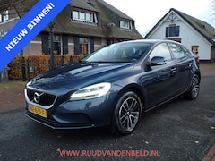 Volvo V40 - 2.0 T2 Nordic+ TREKHAAK/VERWARMBARE VOORSTOELEN/CRUISE