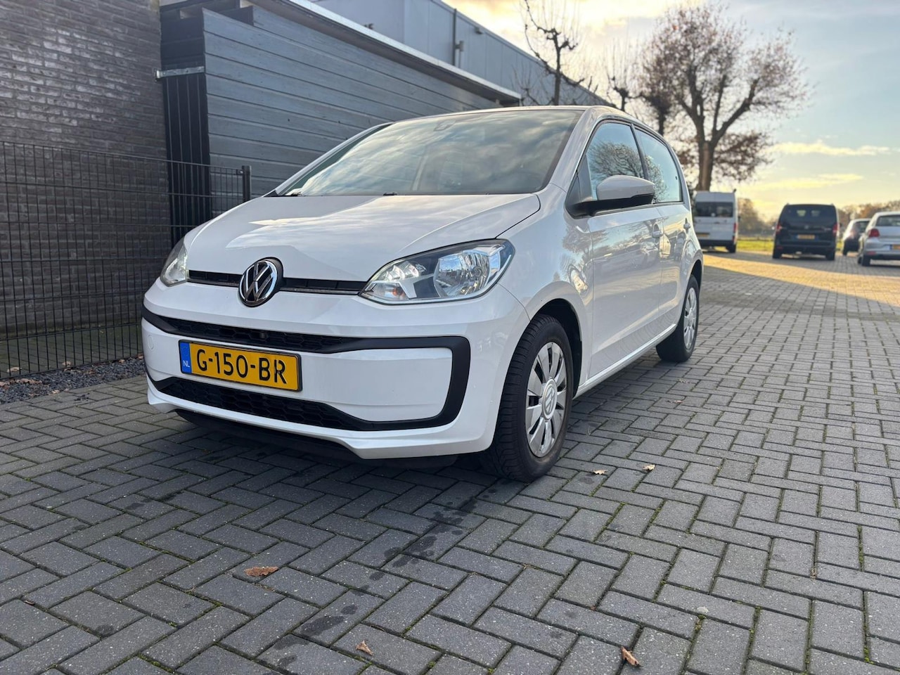 Volkswagen Up! - 1.0 BMT move up! 1.0 BMT move up! - AutoWereld.nl