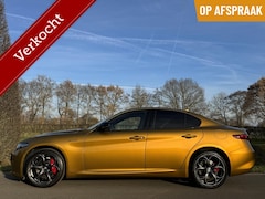 Alfa Romeo Giulia - 2.0t Q4, My22, Giallo Ocra Harman Kardon, Uniek