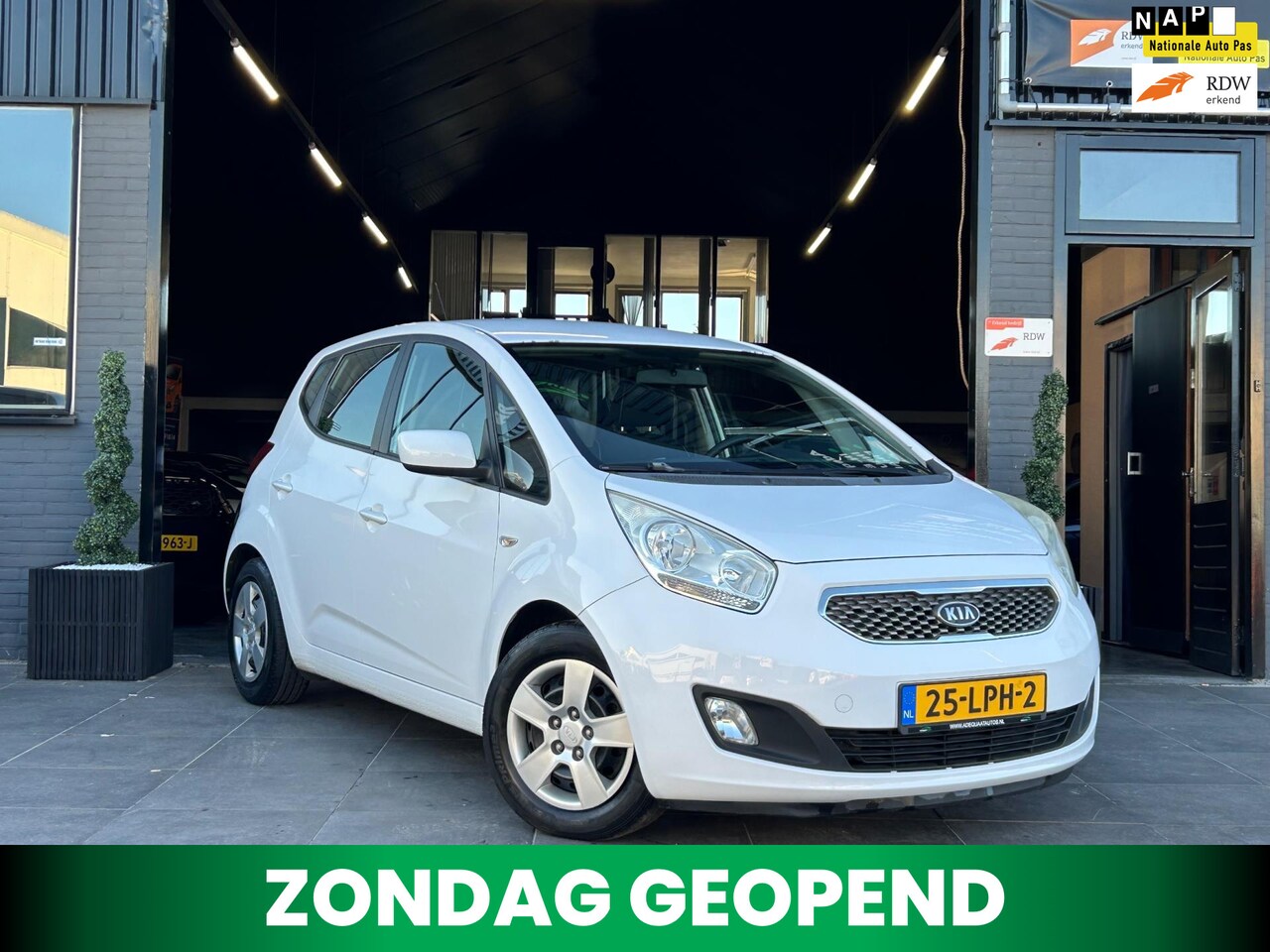 Kia Venga - 1.4 CVVT X-tra|Airco|Cruise|PDC|Trekhaak|NAP|APK - AutoWereld.nl