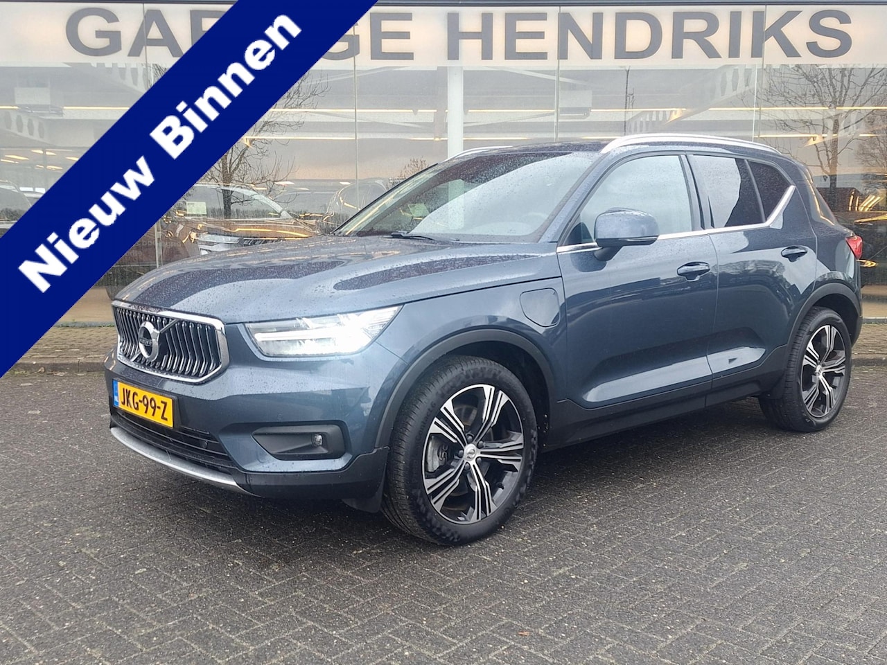 Volvo XC40 - 1.5 T5 Recharge R-Design | Trekhaak 1800kg | Leder | stoelverwarming | Blindspot | occasio - AutoWereld.nl