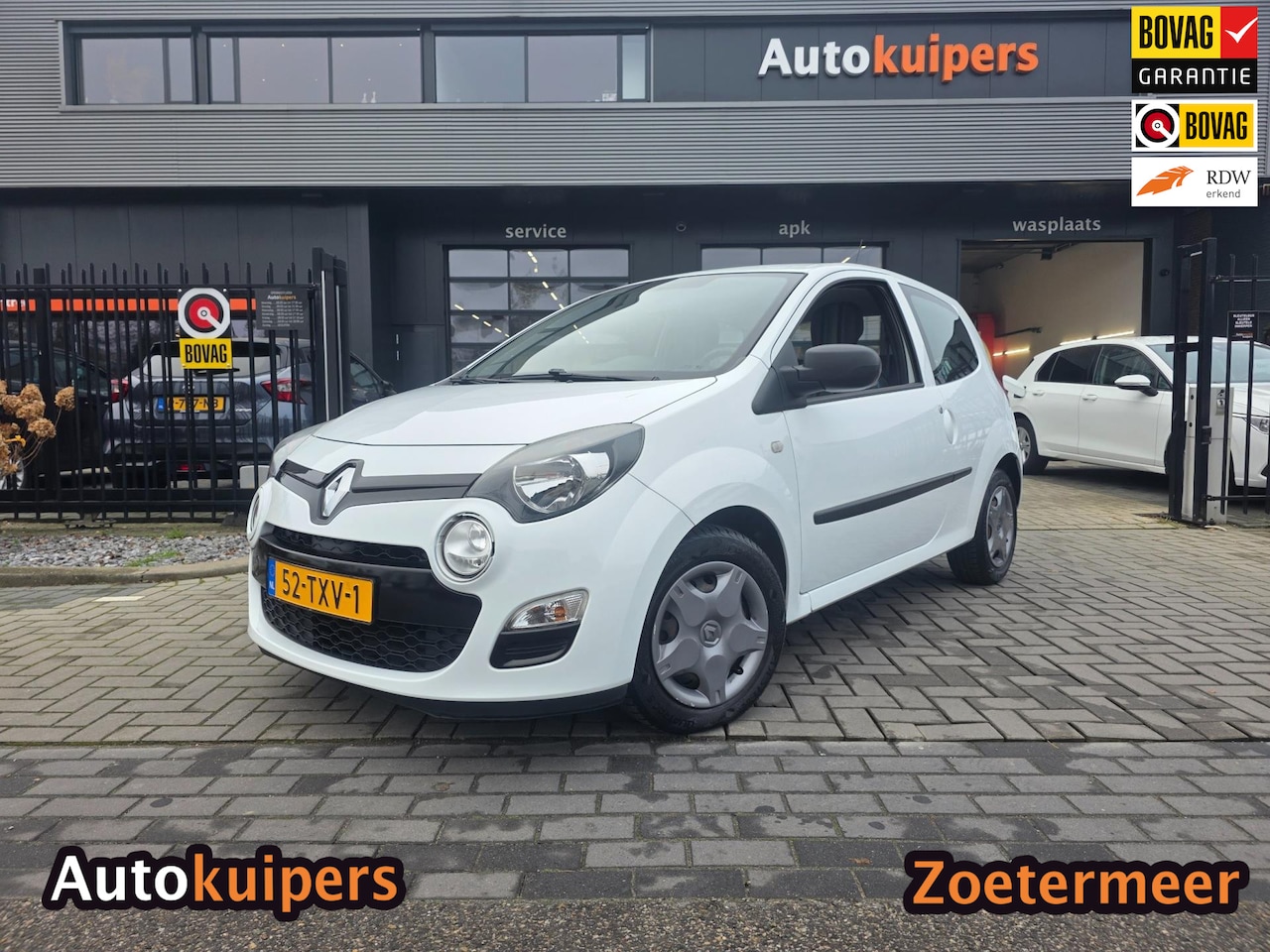 Renault Twingo - 1.2 16V Authentique | Met afneembare trekhaak en cruise control! - AutoWereld.nl