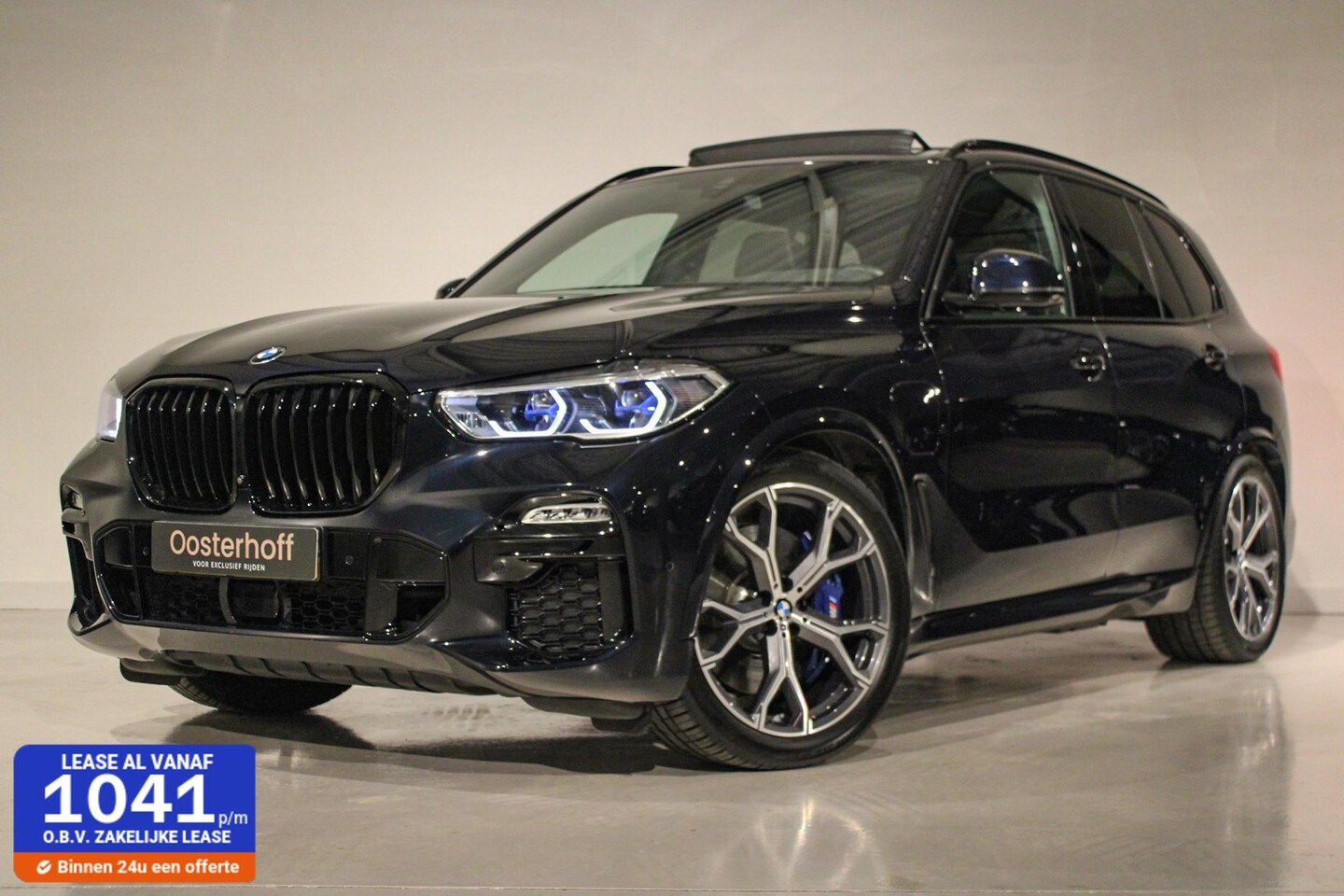BMW X5 - xDrive45e High Executive M-sport PANO | Laser - AutoWereld.nl