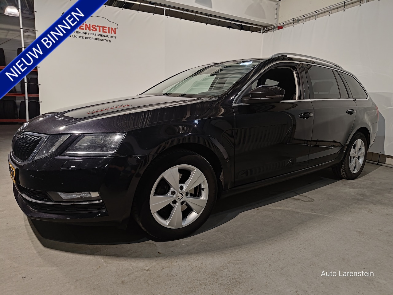 Skoda Octavia Combi - 1.4 TSI 150pk Greentech Style Business DSG7 Trekhaak, Navi, WiFi, Cruise C, / Winter Pack - AutoWereld.nl