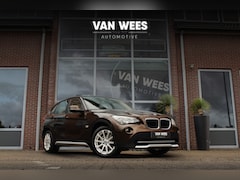 BMW X1 - sDrive18i E84 Executive | Automaat | Navi | 2e eigenaar | 17 inch | 150 pk | Dakraam | Blu