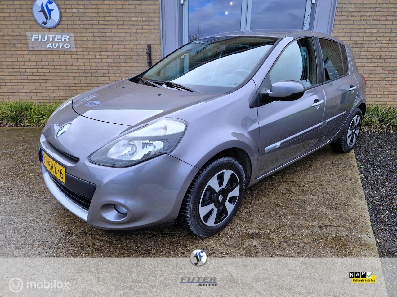 Renault Clio - 1.2 TCe S 5Drs Airco Nieuwstaat - AutoWereld.nl