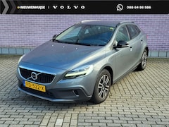 Volvo V40 Cross Country - 1.5 T3 Nordic+ | Trekhaak | Stoelverwarming | Parkeerverwarming | on Call | Parkeersensore