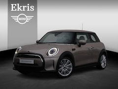MINI Cooper - 1.5 Classic Sportstoelen/ Cruise Control/ LED-koplampen/ Navigatie/ Parkeer sensoren voor
