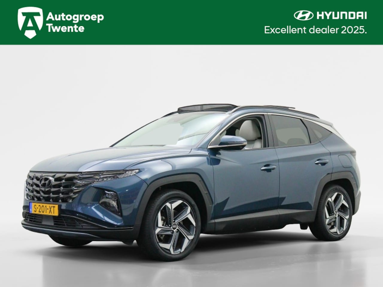 Hyundai Tucson - 1.6 T-GDI PHEV Premium Sky 4WD | Trekhaak | Panoramadak - AutoWereld.nl