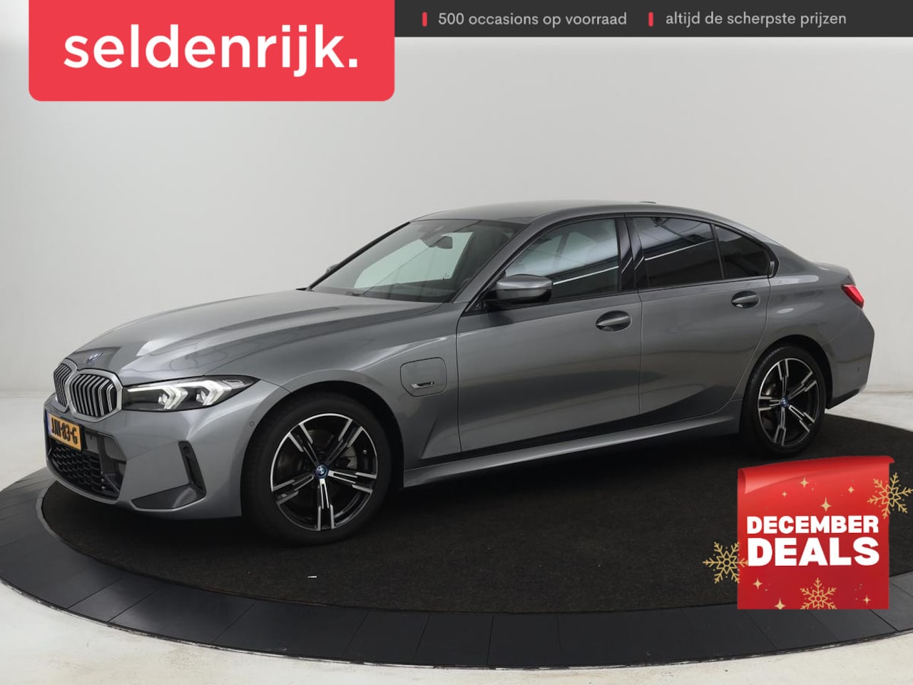 BMW 3-serie - 320e M Sport | Trekhaak | Stoelverwarming | Camera | Leder/Alcantara | Stuurverwarming | C - AutoWereld.nl