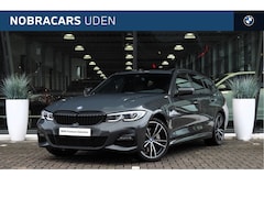 BMW 3-serie Touring - 330e High Executive M Sport Automaat / Panoramadak / Sportstoelen / Laserlight / Achteruit