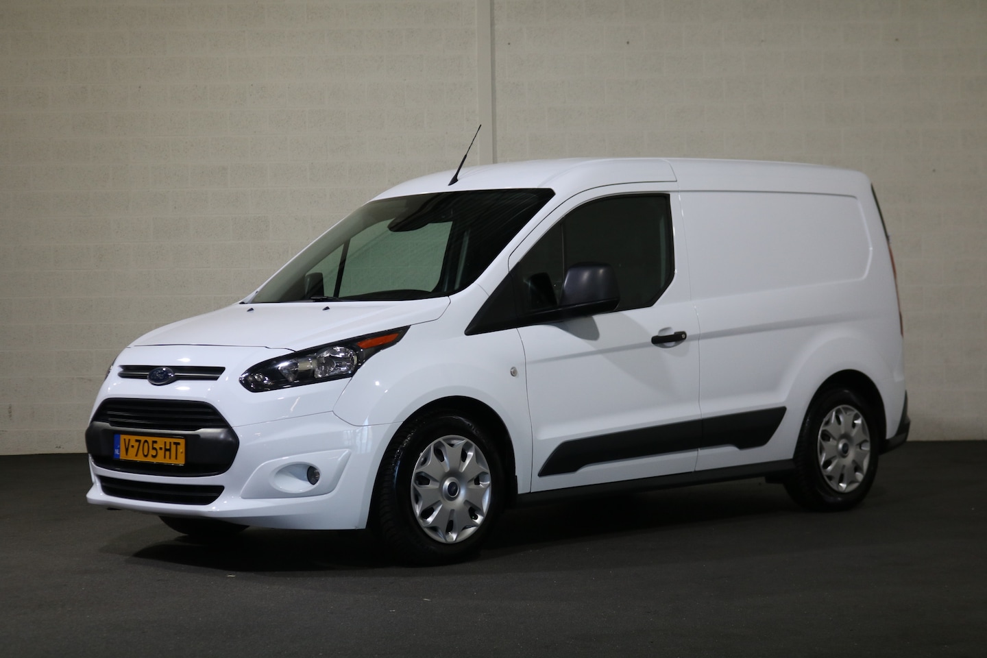 Ford Transit Connect - 1.0 Ecoboost L1 Trend Inrichting - AutoWereld.nl