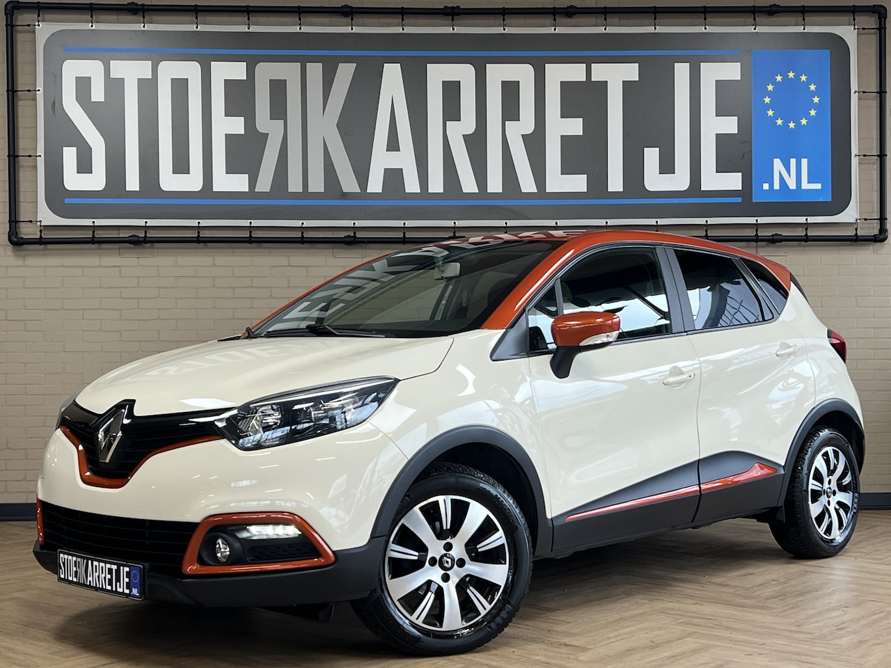Renault Captur - 0.9 TCe Expression | Navi | Airco | Cruise Control | PDC | 16" | Keurig nette auto! - AutoWereld.nl