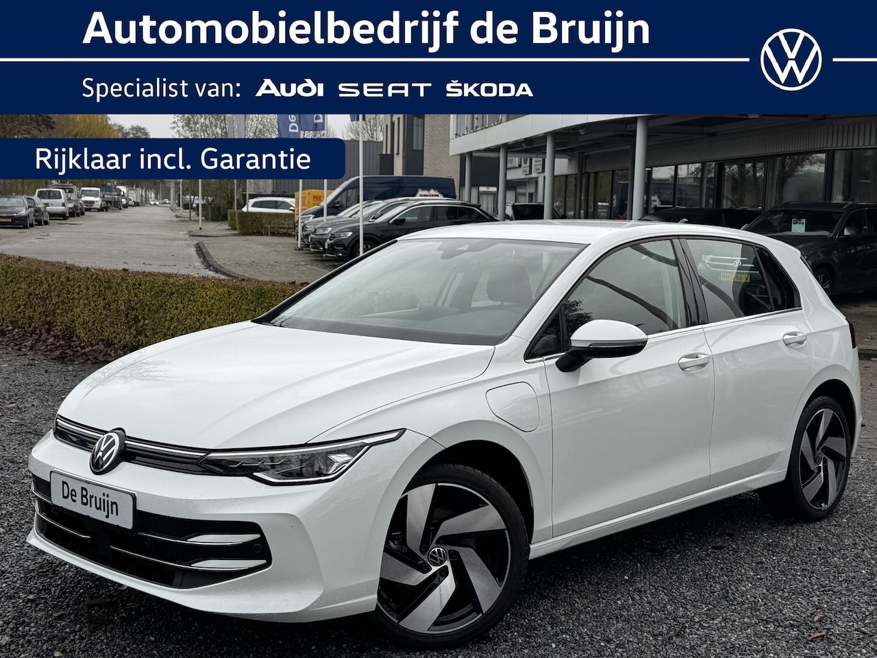 Volkswagen Golf - 1.5 DSG eHybrid Style (grote accu) (5j gar,Camera,Ergo,Navi) - AutoWereld.nl
