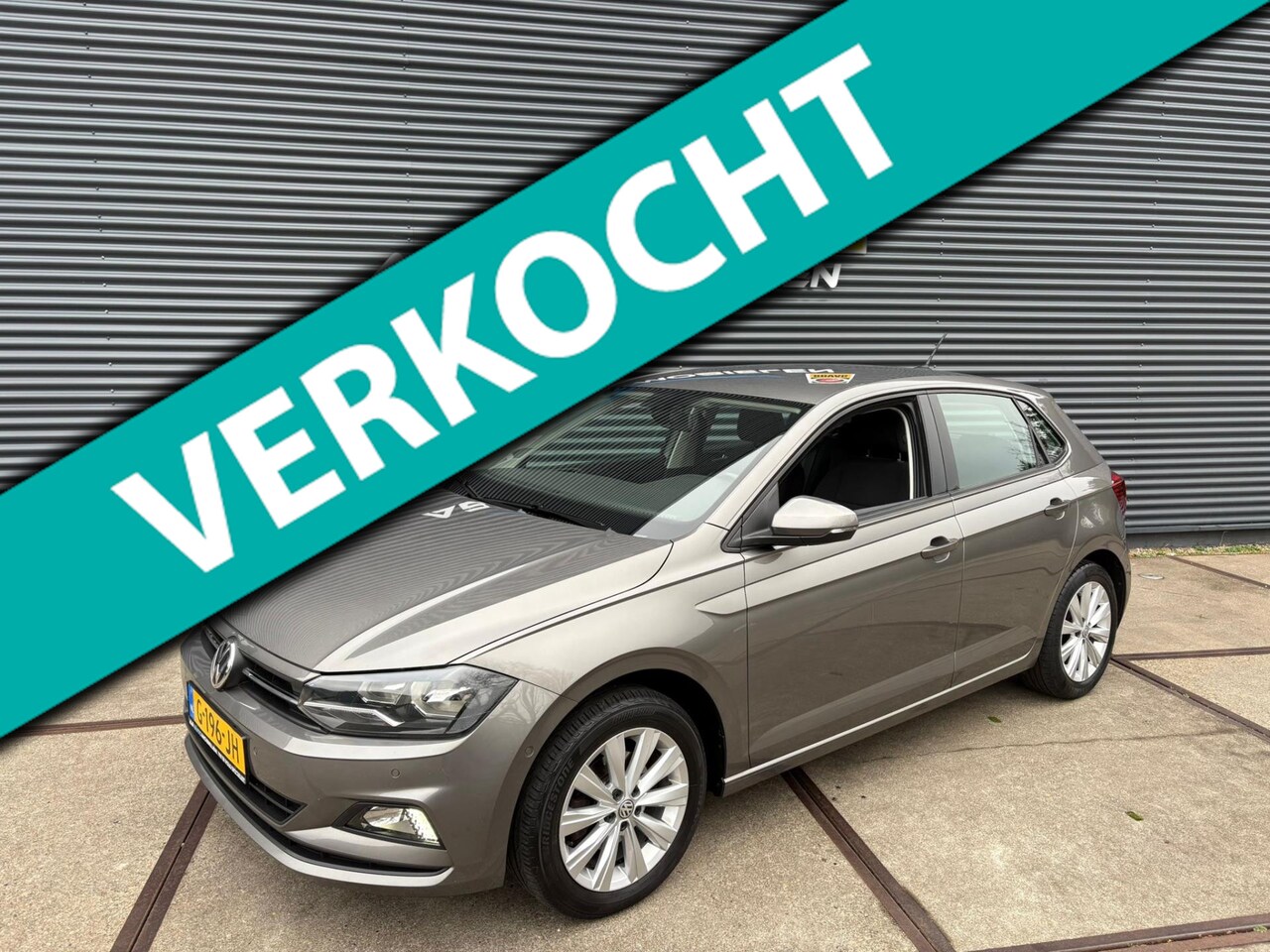 Volkswagen Polo - 1.0 TSI Comfortline NAVI / PDC / CAMERA - AutoWereld.nl