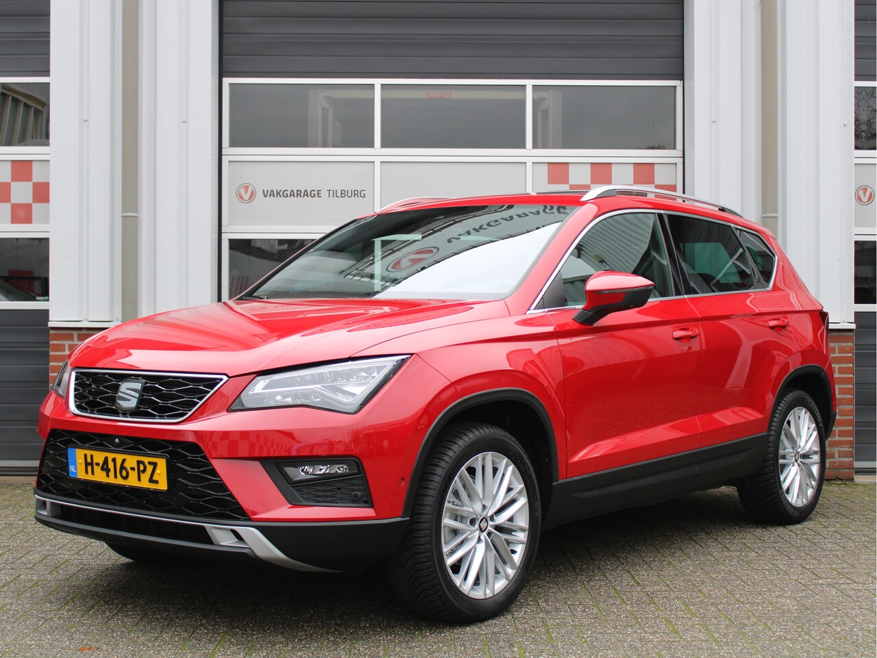 SEAT Ateca - 1.5 TSI 150PK Automaat Xcellence Business Intense 1e EIG/NAVI/ACC/Panoramadak/Trekhaak/360 - AutoWereld.nl