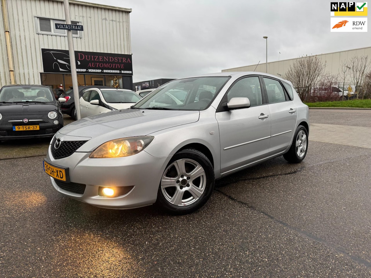 Mazda 3 Sport - 1.6 Executive Automaat - AutoWereld.nl