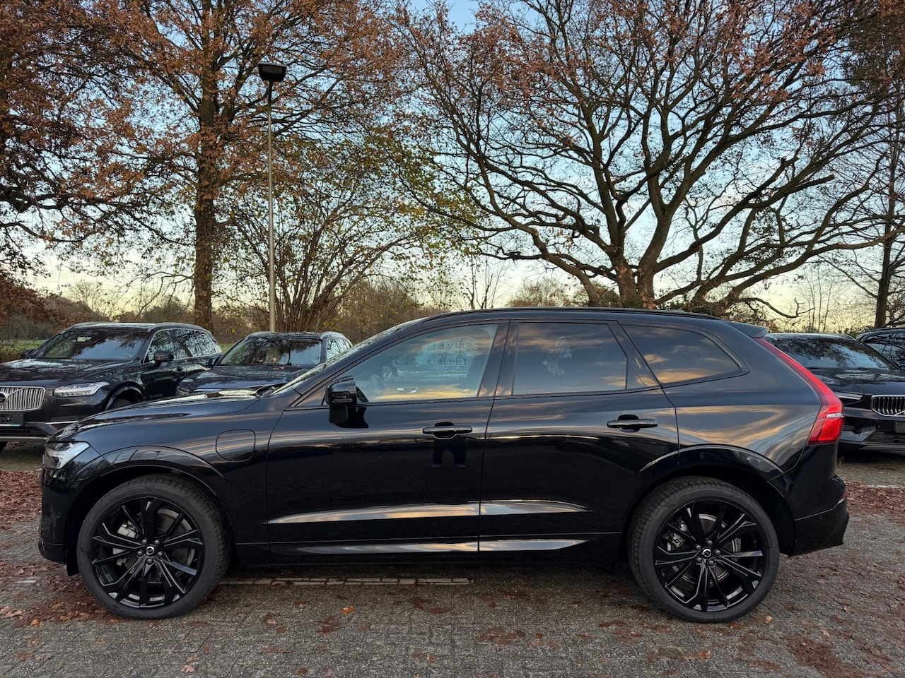 Volvo XC60 - 2.0 T6 Plug-in hybrid AWD Ultra Black Edition 2.0 T6 Plug-in hybrid AWD Ultra Black Edition - AutoWereld.nl