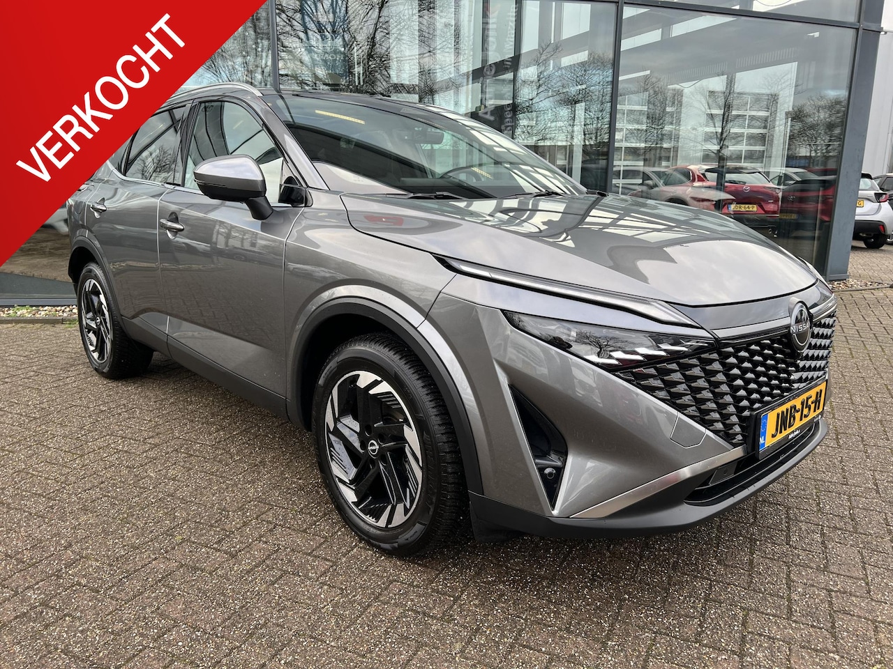 Nissan Qashqai - 1.3 MHEV Xtronic N-Connecta | AUTOMAAT |  GOLD PACK | PANORAMA DAK | ELEKTRISCHE ACHTERKLE - AutoWereld.nl