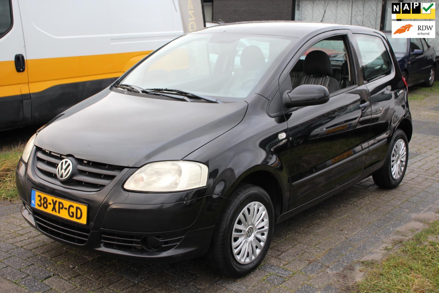 Volkswagen Fox - 1.4 Trendline Black Edition Zuinig NAP APK - AutoWereld.nl