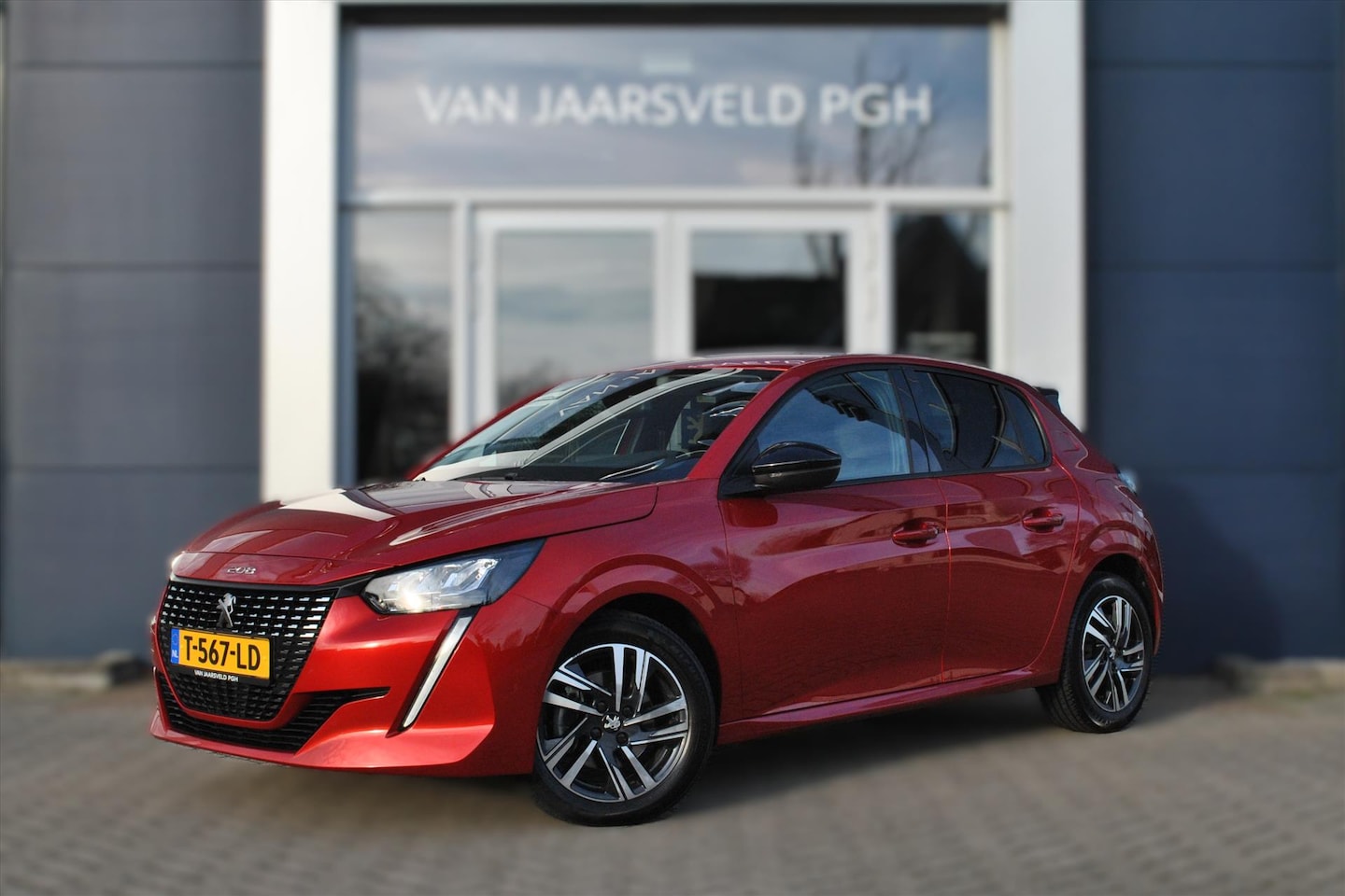 Peugeot 208 - Allure 1.2 PureTech 100pk EAT8 - AutoWereld.nl