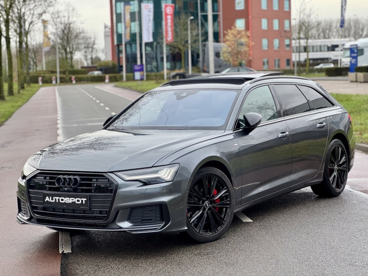 Audi A6 Avant - 55 TFSI e S-Line 367 Pk Pano HUD Matrix Laser Trekhaak - AutoWereld.nl