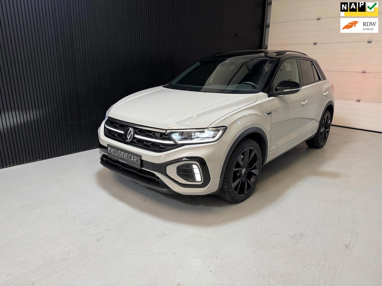 Volkswagen T-Roc - 1.5 TSI R-Line Business 3x R-Line| Pano |Beats|trekhaak - AutoWereld.nl