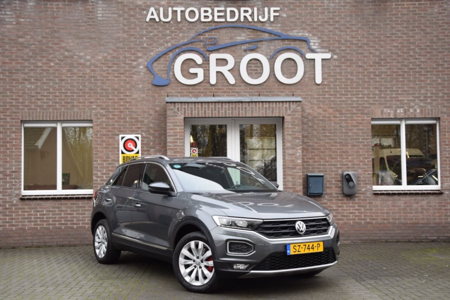 Volkswagen T-Roc - 1.5 TSI 150PK SPORT! TREKHAAK/ADAP.CRUISE/LED - AutoWereld.nl