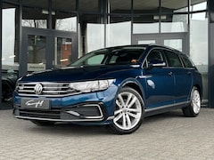 Volkswagen Passat Variant - 1.4 TSI PHEV GTE - PANO - HEAD UP - CAMERA