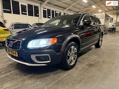 Volvo XC70 - 2.4 D4 AWD Summum Zwart Leer/xenon/Navi
