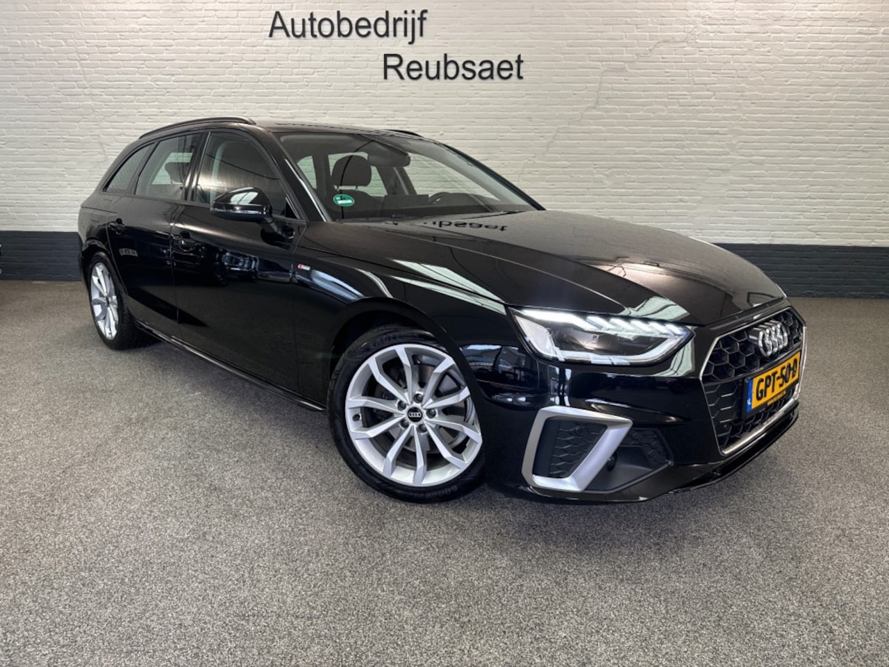 Audi A4 - 35 TDI S-Edition Clima Navi Led Matrix Cruise BTW Incl 12Mnd Gar - AutoWereld.nl