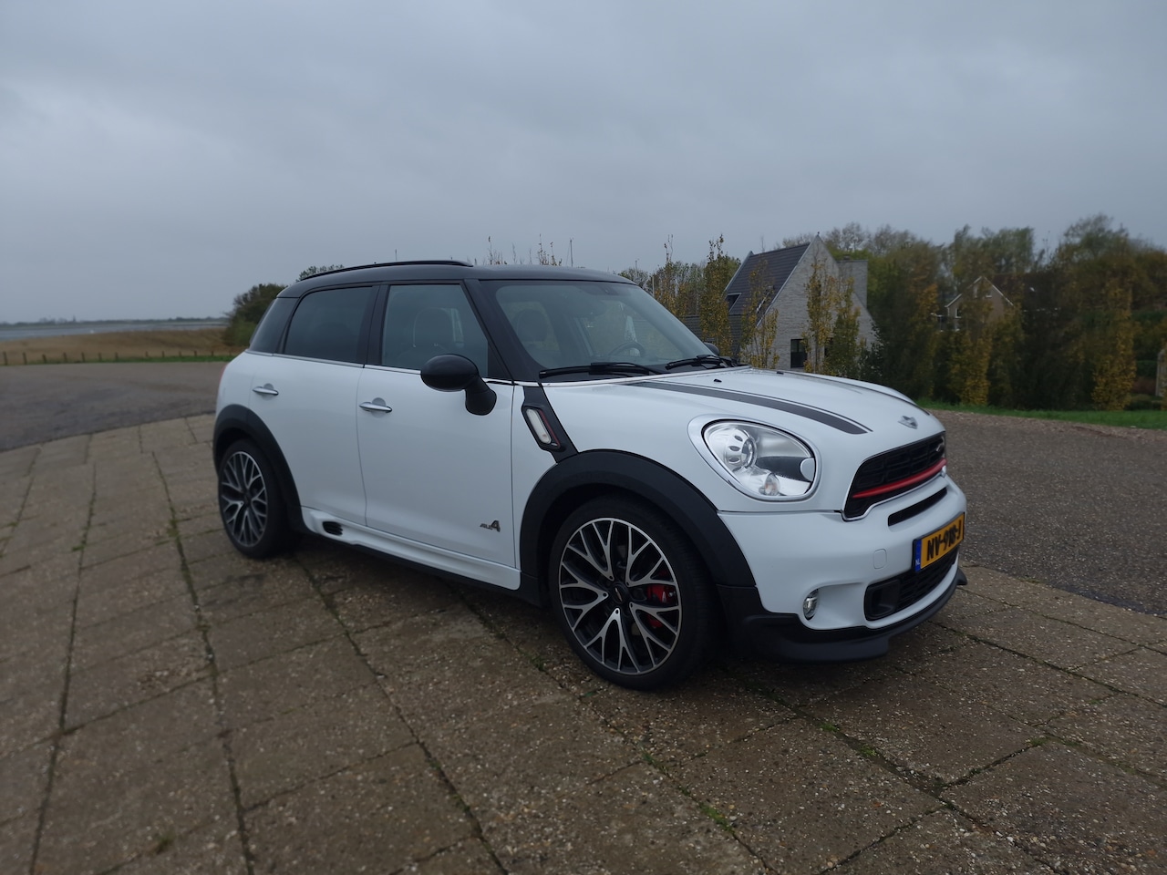 MINI Countryman - 1.6 John Cooper Works ALL4 Chili - AutoWereld.nl