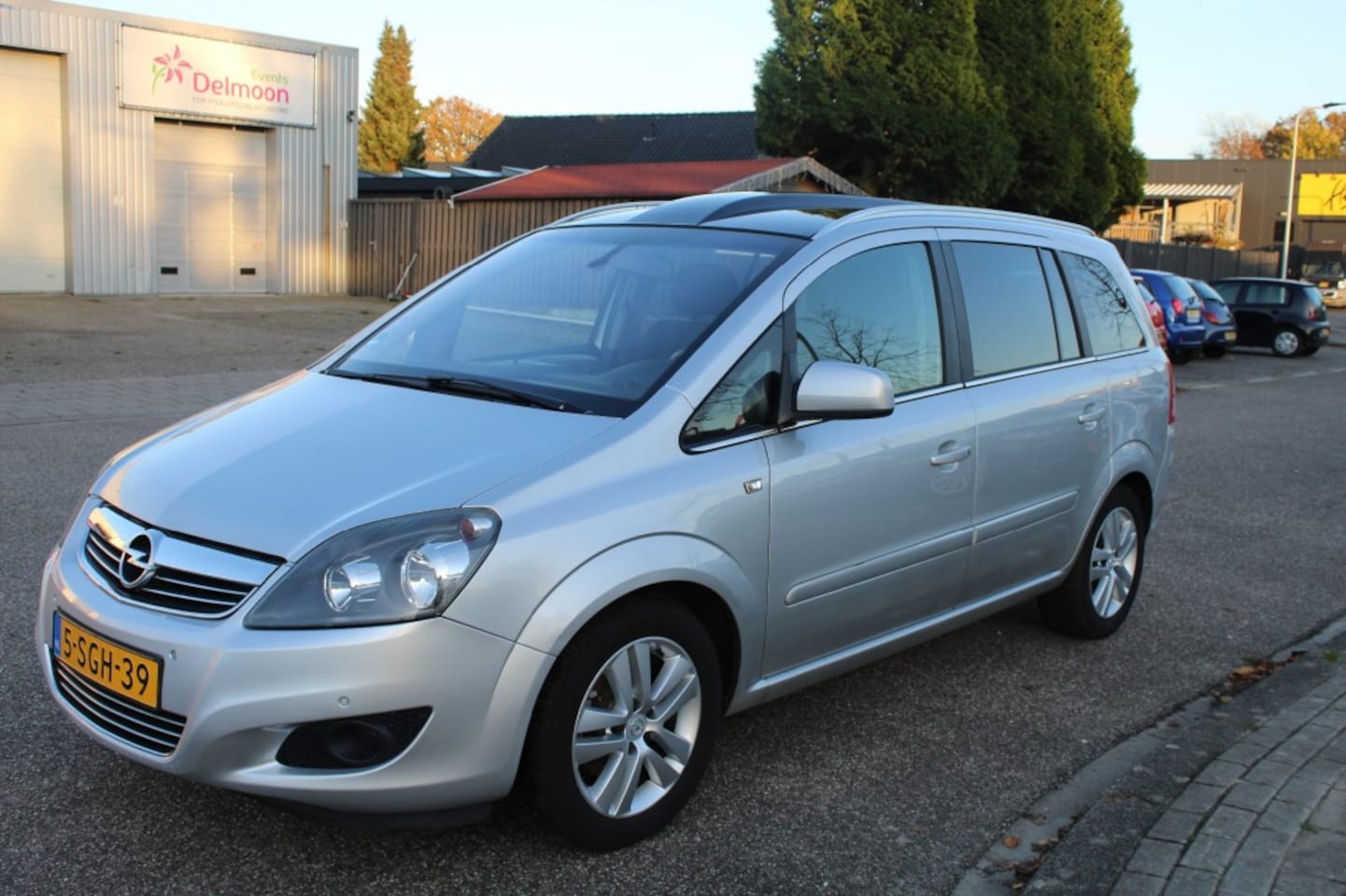 Opel Zafira - Opel Zafira 1.8 Cosmo (2011) - AutoWereld.nl