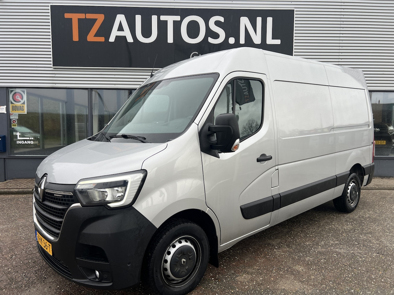 Renault Master - T35 2.3 dCi 135 L2H2 T35 2.3 dCi 135 L2H2 - AutoWereld.nl