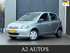 Toyota Yaris - 1.3-16V VVT-i Sol Apk|Nap