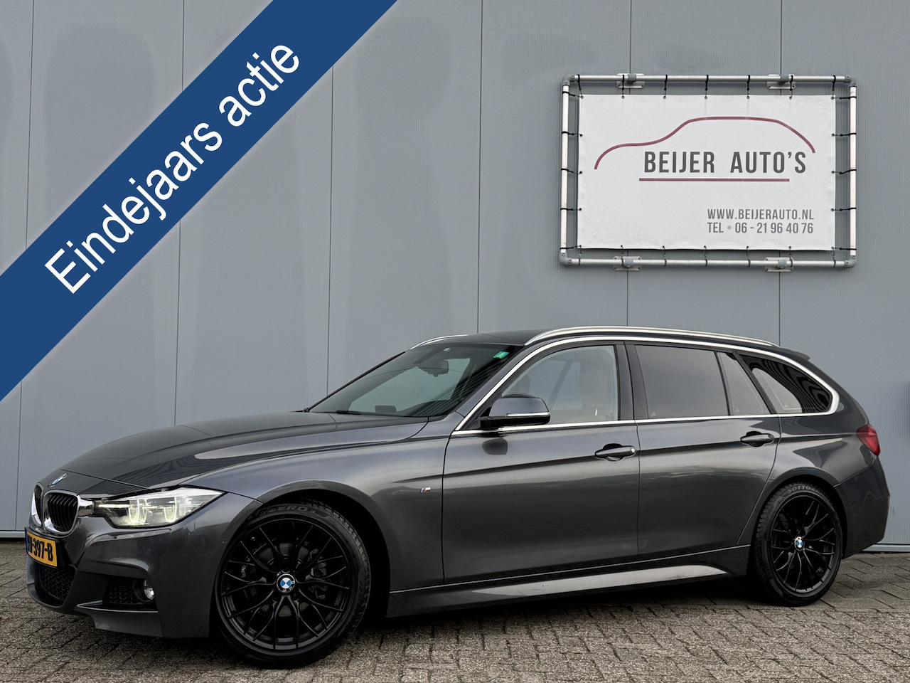 BMW 3-serie Touring - 320i M Sport Edition Automaat van € 22.945,- voor € 22.495,-. - AutoWereld.nl