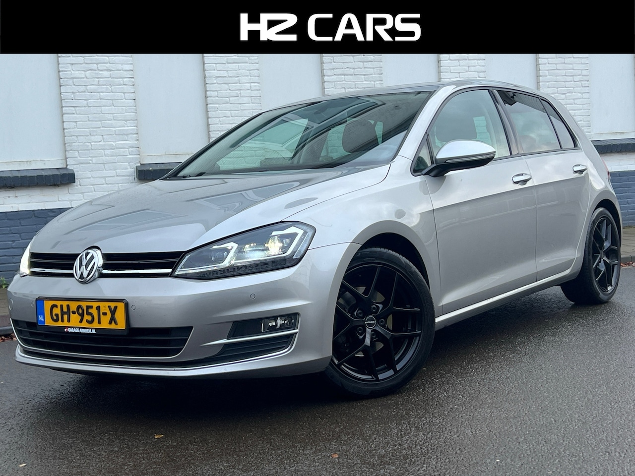 Volkswagen Golf - 1.4 TSI ACT Business Edition/Automaat/Camera/Massage/Stoelverw. - AutoWereld.nl